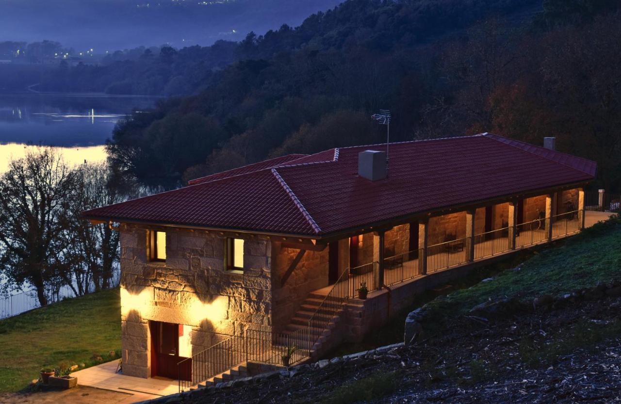 Gandarela Turismo Rural Ourense Buitenkant foto
